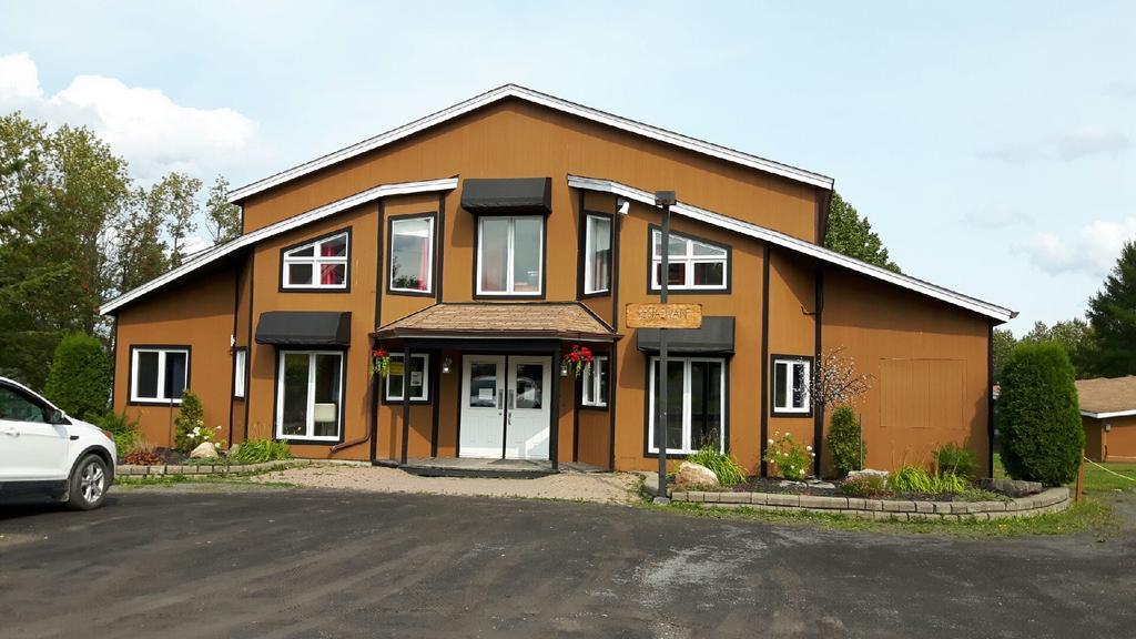 Chalets du Lac Matapédia Val-Brillant Exterior foto