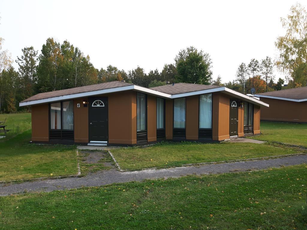 Chalets du Lac Matapédia Val-Brillant Exterior foto